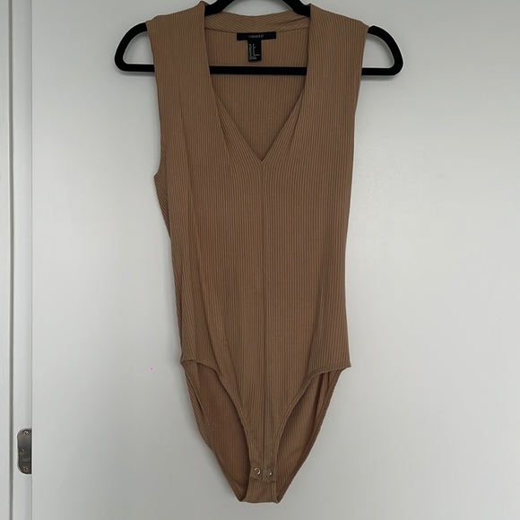 Tan V Neck Bodysuit Top - size small - Picture 1 of 2